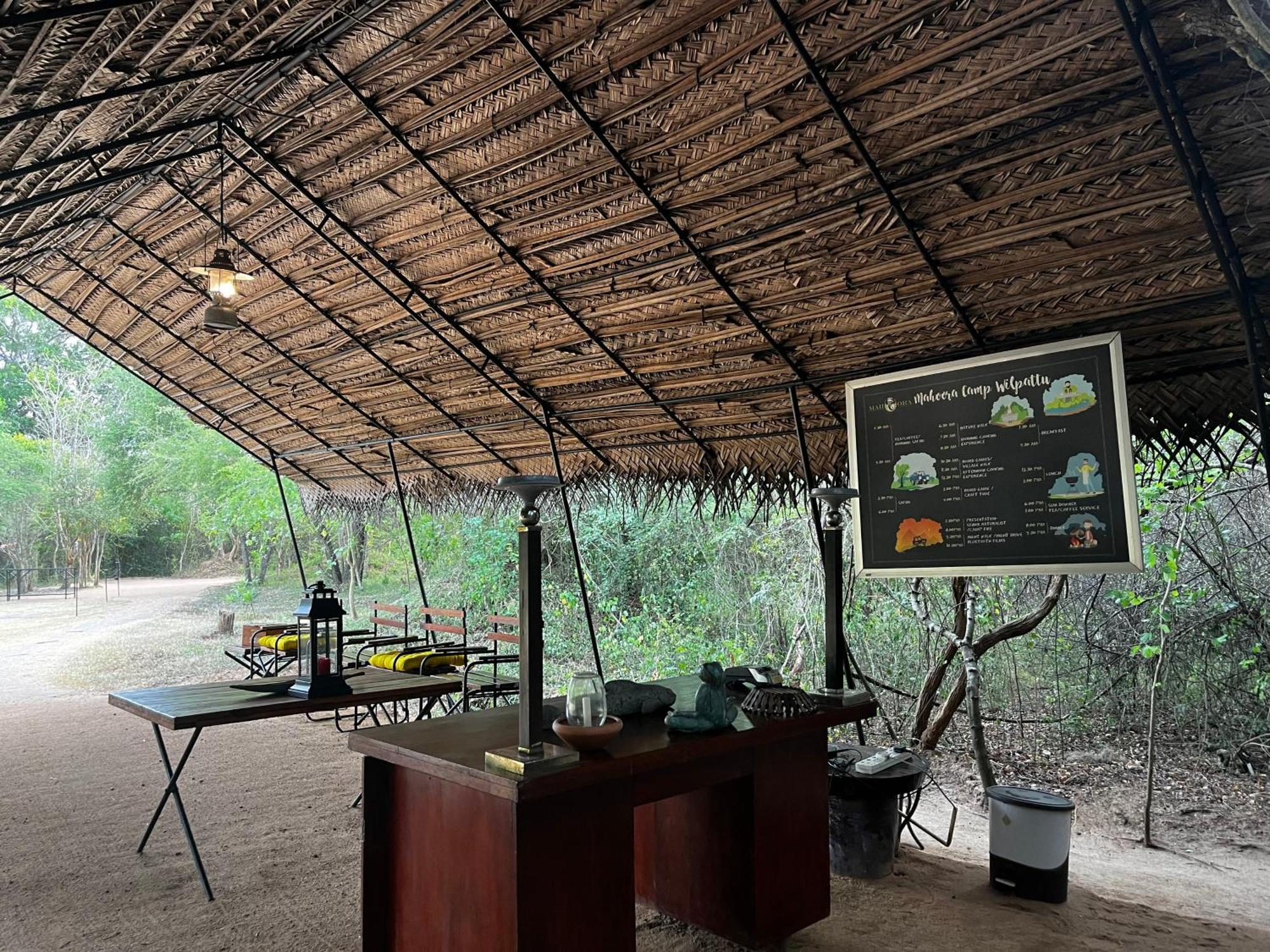 Mahoora - Wilpattu By Eco Team Hotel Buitenkant foto